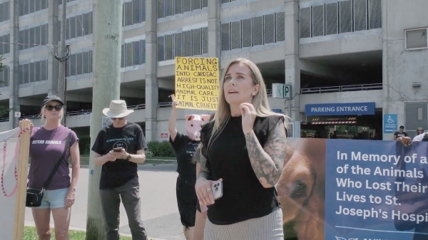 Animal Justice Mobilization Manager Nives Ilic Speaking to crowd